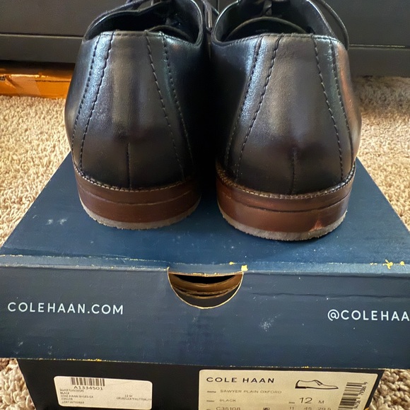 Cole Haan Men\'s Black Leather Dress Shoes main image 4